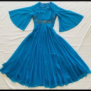 1960s/1970s Vintage Bell Sleeve Chiffon Gown